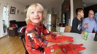 Superhjältedräkt & resa till London VLOGG