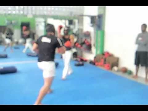 MMA MAIOR LUTA DE TODOS OS TEMPOS 2012 DAVID VS GOLIAS