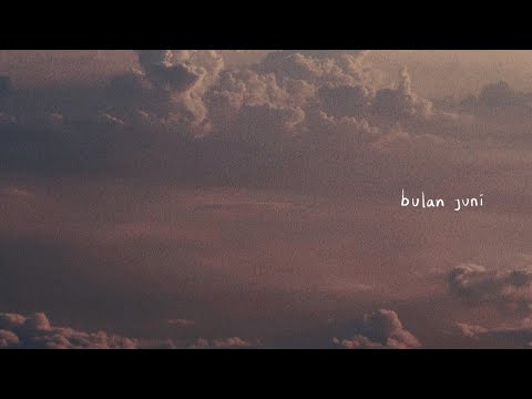 Luthfi Aulia - bulan juni (Official Lyric Video)
