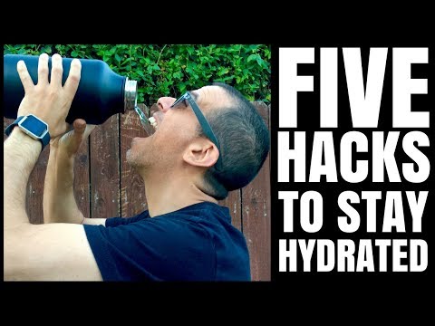 Are You Dehydrated? 5 Tips On How To Stay Hydrated / Healthy Hacks