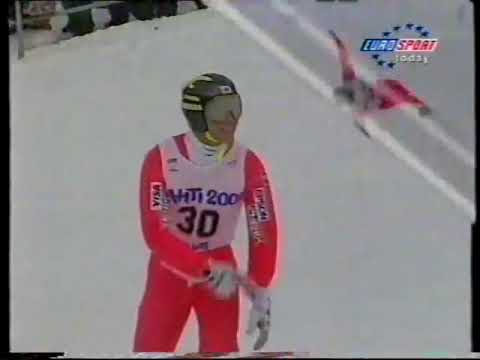 Akira Higashi - 110.0 m - Lahti 1998