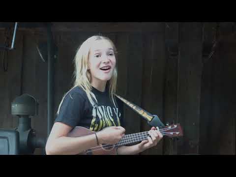 download lagu mp3 mp4 Santoni Family, download lagu Santoni Family gratis, unduh video klip Santoni Family