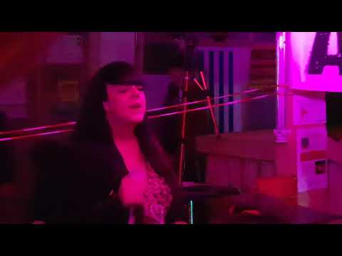 Amelia Harmony "Should I " (Dennis Brown cover) Ste-Geneviève-des-Bois  6th Dec. 2019 Video by Lucos