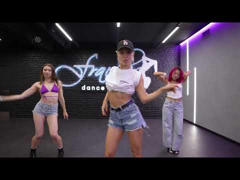 High Heels Choreo Class - Fraules select  - Fraules Dance Centre