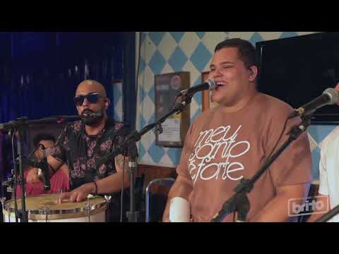 Grupo Menos é Mais - É tarde demais (Raça Negra)