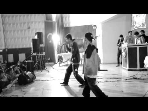 Hewes Miras ft Balyoz-Git Evine Kapan [ Live Performance ]