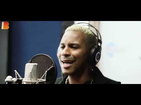 Lazarito Valdés Y Bamboleo - Usted Se Me Llevó La Vida (Version 4K)