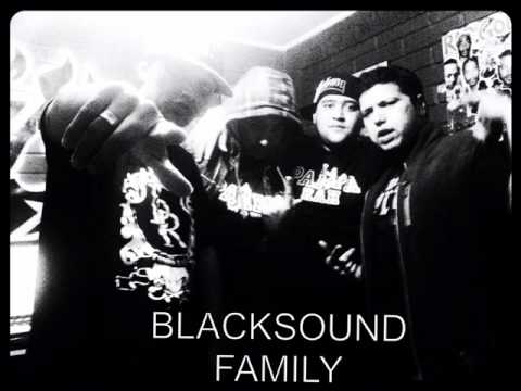 Eskina Familia Skuad, Black Sound Family Ft Olmos Rapero Killah - Volviendo A Construir
