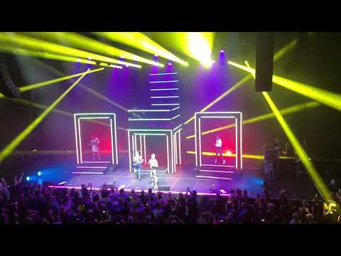 Erasure Live at The Masonic: “A Little Respect”