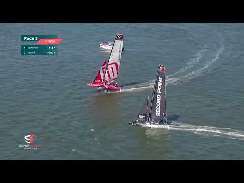 Gold Coast Day 2 - RACE HIGHLIGHTS