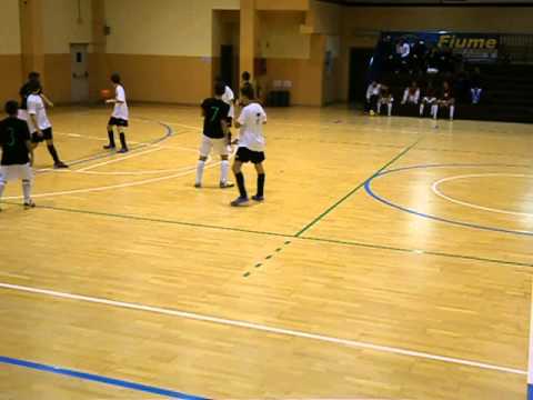 5 filmato tra il sottomarina ca5 e il bissuola a  finita 25 0