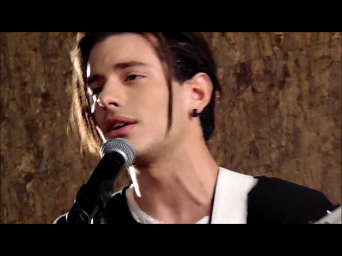 Vangelis Kakouriotis-Μοναξιά Μου Όλα (Secret Concert)