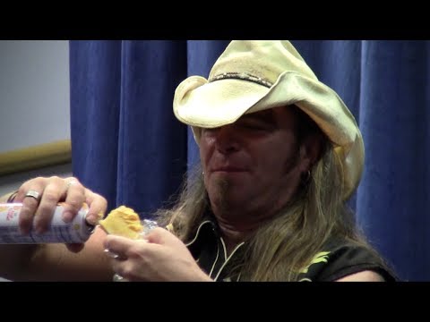 Metrocon 2013: Saturday - Day Two