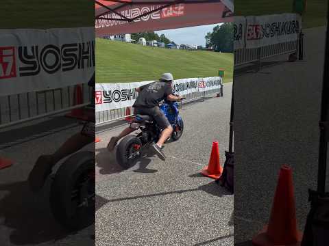 R7 Swapped Grom ridden by the Mentor