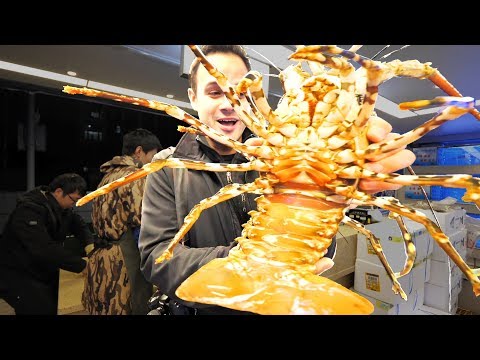 SZECHUAN Seafood EXTREME - INSANE Chinese Seafood TOUR in Chengdu, China - SPICY CHINESE SEAFOOD!!!