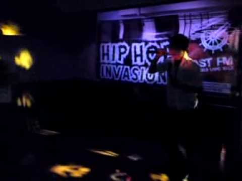 Joskus feat MatZiiO - Dr Satan ( LIVE @ HIPHOP INVASION) 2009