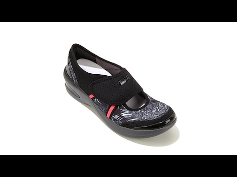 Bzees Runaround Mary Jane Athleisure