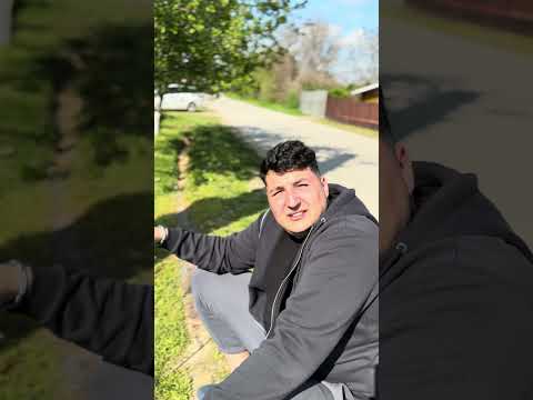 Un necaz nu vine niciodată singur. @apollothegreek @AndreeaCristeaa