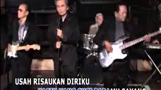 Download lagu Seuntai Bunga Tanda Cinta mp3