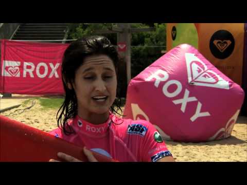 Roxy Pro Biarritz 2011 - Day 1 Longboard