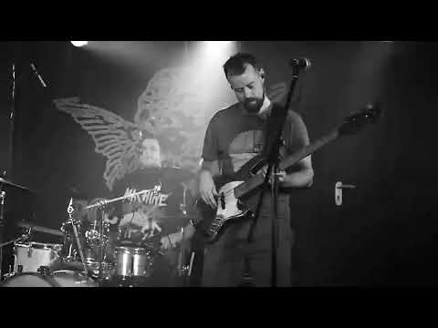 Feedbrain - Feedbrain - Rabbit Hole [LIVE] Rock café (Prague)
