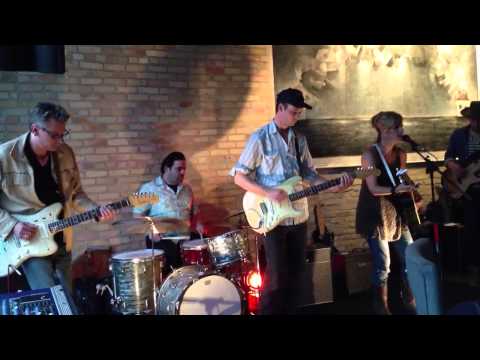 Erik Koskinen with Molly Maher & Her Disbelievers