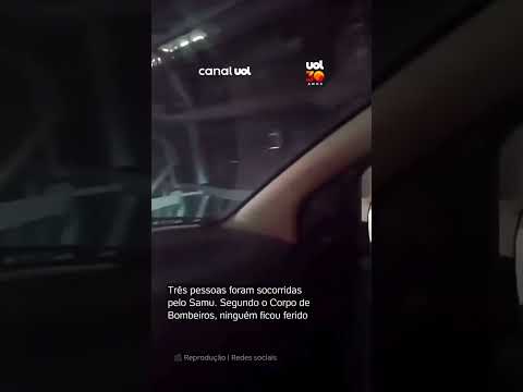 Carreta tomba sobre dois carros em Suzano (SP); veja vídeo