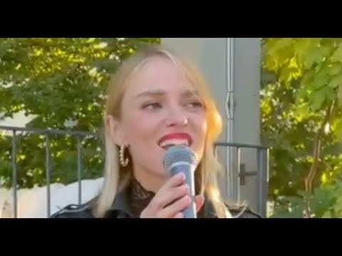 Acoustic Band With Sax & Female Vocals For Weddings in Tuscany - Blossom Duo