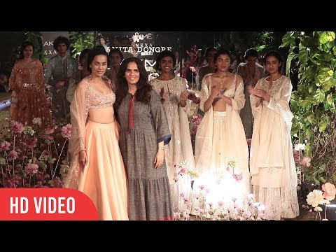 download lagu mp3 mp4 Anita Dongre 2019 Lakme Fashion Week, download lagu Anita Dongre 2019 Lakme Fashion Week gratis, unduh video klip Anita Dongre 2019 Lakme Fashion Week
