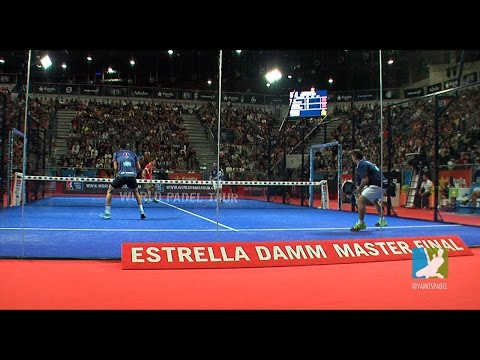 Vamos Pádel. Puntazos del Sanyo Gutiérrez y Paquito Navarro contra Mati Díaz y Maxi Sánchez