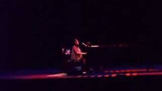 Chantal Kreviazuk - Surrounded (LIVE)