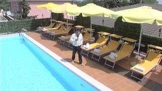 preview picture of video 'presentazione Hotel il Castelletto & Celebrity Spa - video by Baffo & Angela'