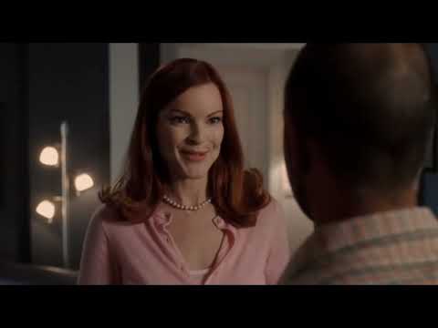 Bree Brings Danielle's Things To Robert's Place - Desperate Housewives 3x05 Scene