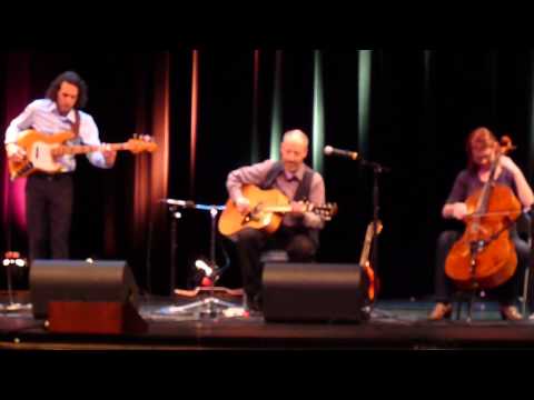 Doug Wood trio: Cellocentric - 