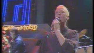 Bronski Beat - It Ain&#39;t Necessarily So (Live in San Remo, 1985)