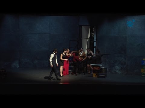 Gaudint Teatre llena l’Auditori de La Nucía en el estreno solidario de “Misántropo”