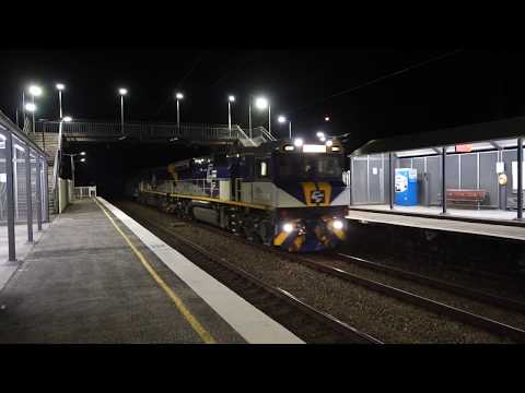 Double CM's with Qube 4261 empty grain - 1/9/17