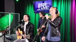 Claudia de Breij ft. Waylon - Mis Je Zo Graag | Live bij Evers Staat Op