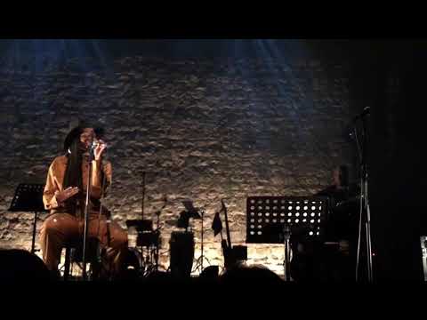 Beverly Bardo - Sé ou mwen vlé ( Live acoustic @Café de la danse, Paris)