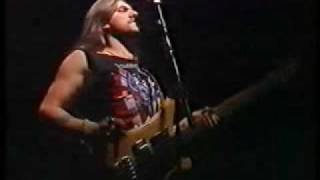 Motörhead - Traitor (Live in Suhl 1991)