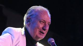 Michael Nesmith &amp; Pete Finney Roll With The Flow San Juan Capistrano 1-24-19 2 The Coach House