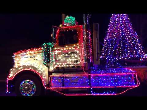 2017 12 02 - Victoria Christmas Truck Parade