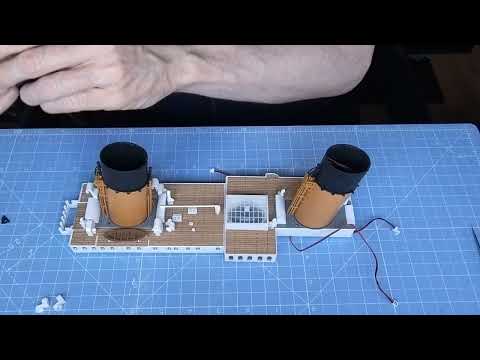 Build The Titanic - Issue 48 - Grand Staircase and More Lights