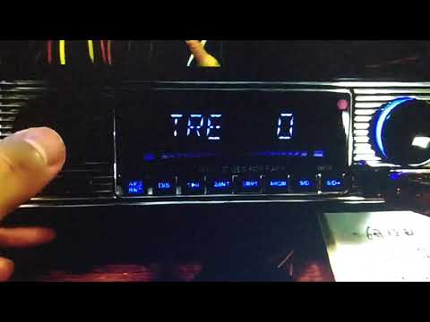 Auto rádio retro vintage, com bluetooth e controle.