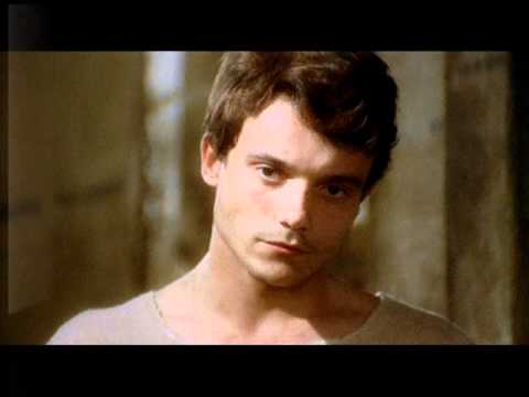 Massimo Ranieri - Fenesta vascia (1974)