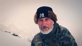 Любопитния козел