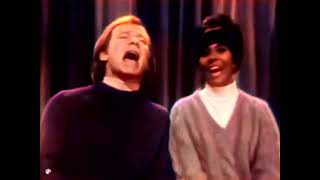 Leslie Uggams &amp; Barry McGuire - Medley of Roger Miller songs (1966)
