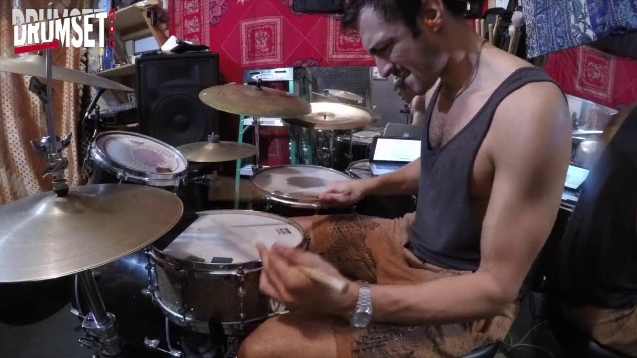 Andrea Belfiore, 11:16 groove, drum lesson 1 - YouTube