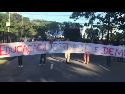 13/08/2019 ATO DE PROTESTO CONTRA REFORMA DA PREVIDENCIA E DA EDUCACAO