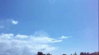 preview picture of video 'Açores, Terceira, Angra do Heroismo, nuages'